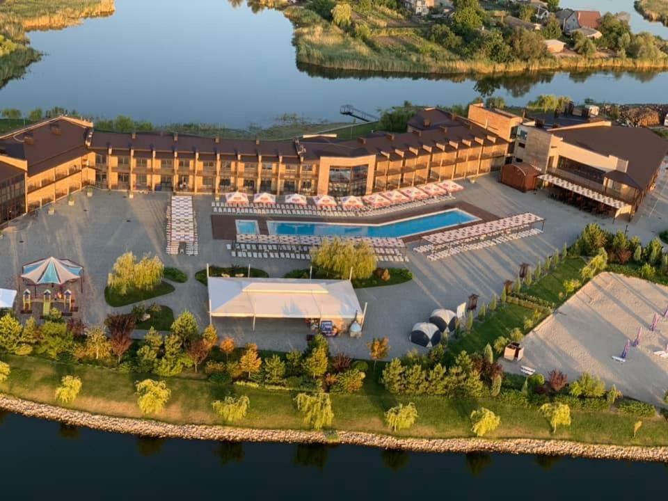 Ostrov River Club Novoselovka  Exterior foto